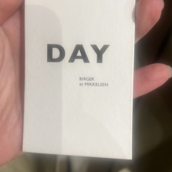 NWT 2nd day Scandinavian Classic Tan Trench Coat - Picture 3 of 9